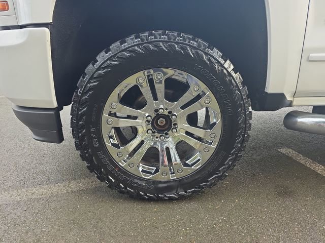 Used 2017 Chevrolet Silverado 1500 LT w/ All Star Edition image 28