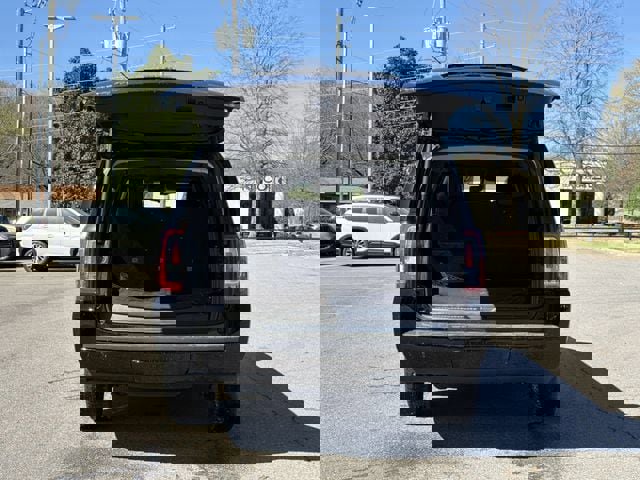 Used 2018 GMC Yukon XL SLT image 11