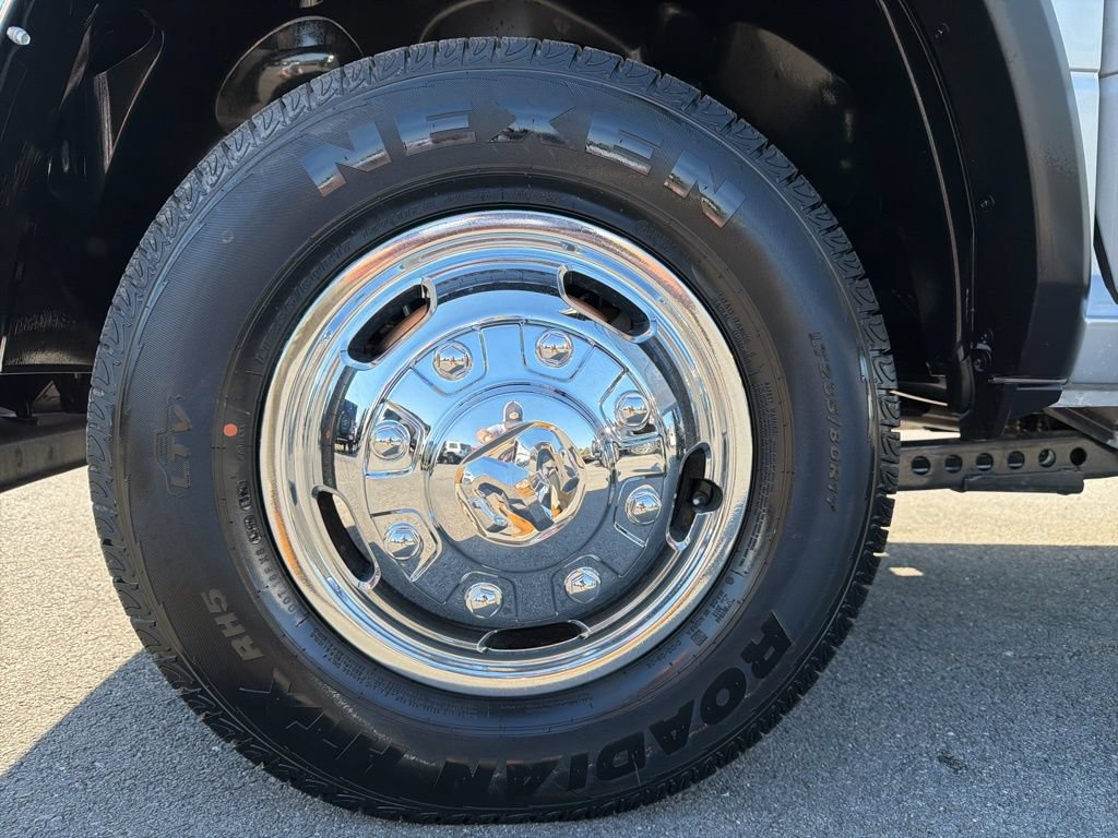 New 2026 RAM 3500 Tradesman AWD/4WD image 13