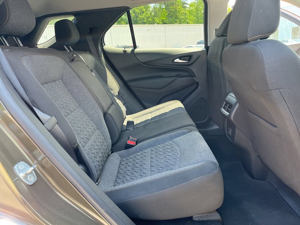 Used 2023 Chevrolet Equinox LT FWD image 27