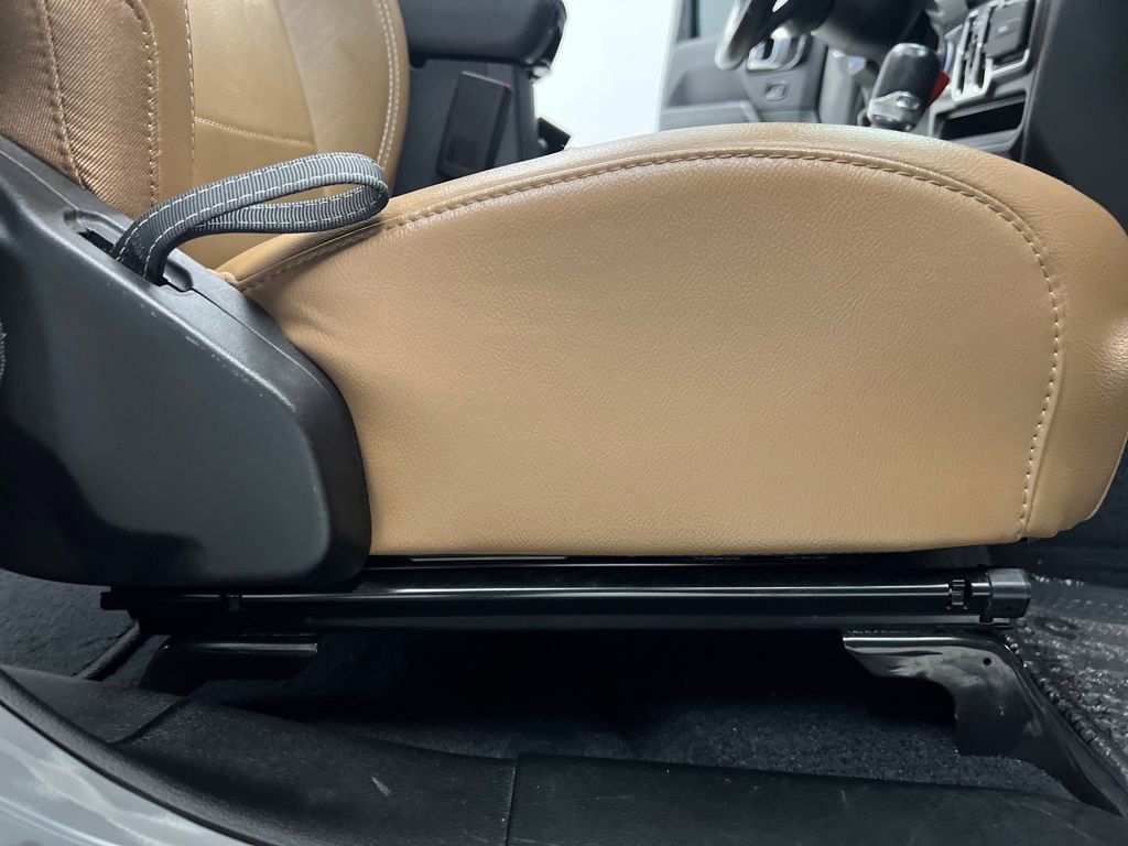 Used 2022 Jeep Wrangler Unlimited Sahara w/ Cold Weather Group image 23