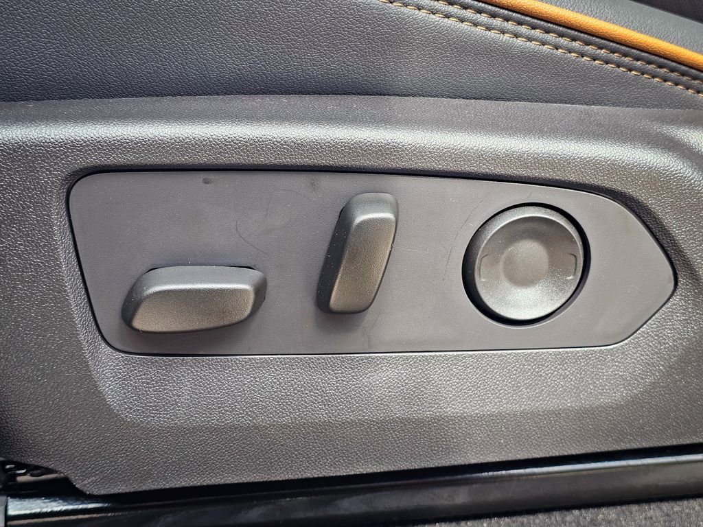 New 2026 GMC Canyon AT4 image 18