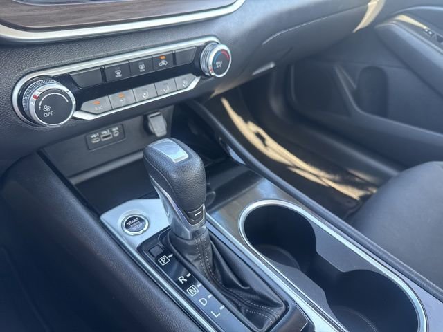 Used 2024 Nissan Altima 2.5 SV FWD image 14