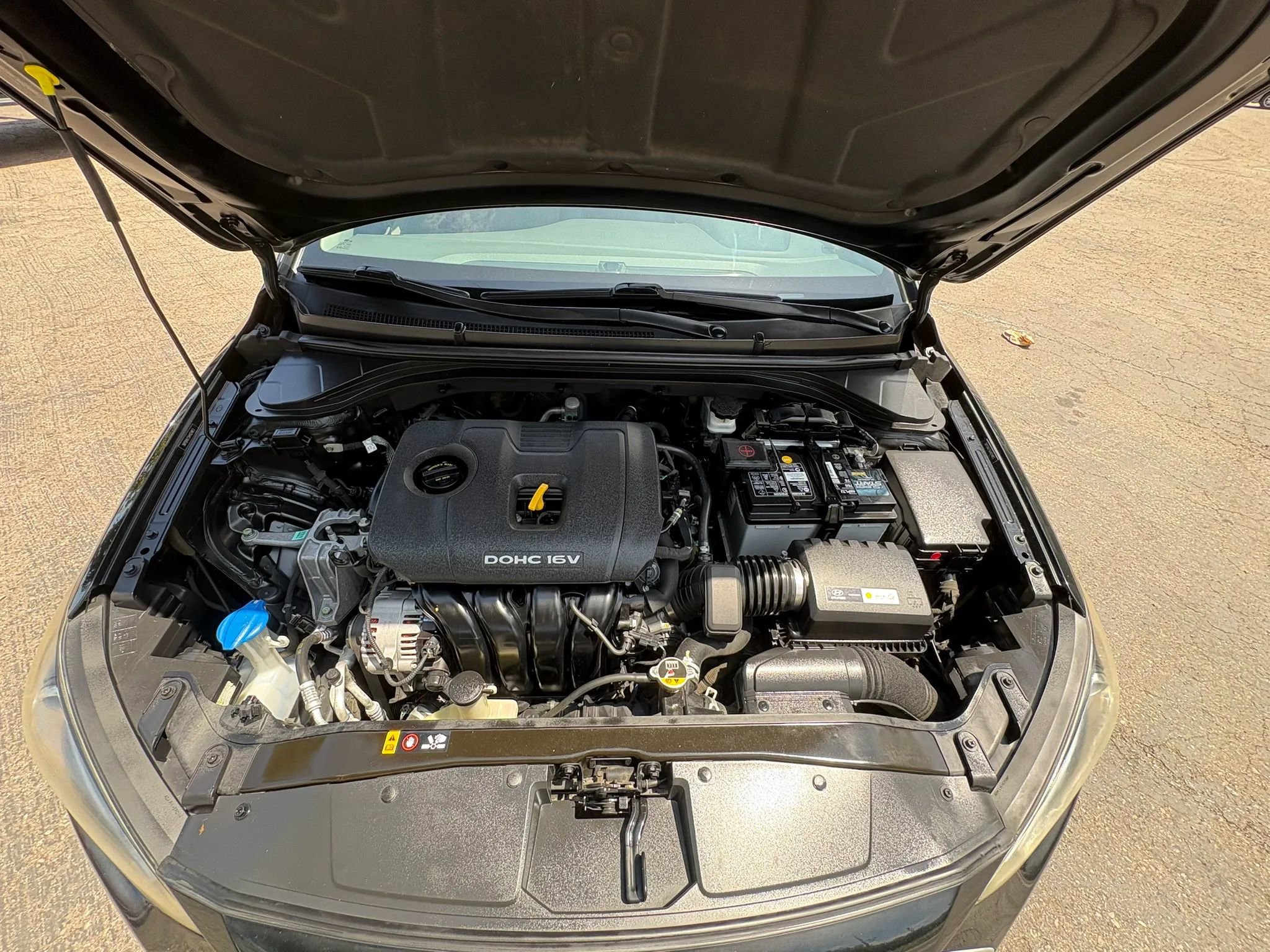 Used 2017 Hyundai Elantra SE FWD image 21