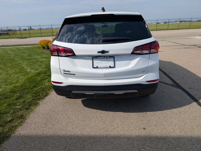 Used 2024 Chevrolet Equinox LT w/ LPO, Floor Liner Package FWD image 8