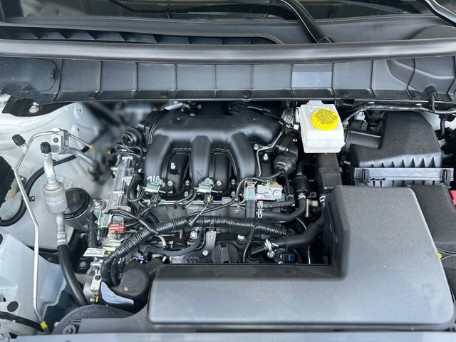 Used 2025 Nissan Pathfinder Platinum w/ Black Appearance Package image 30