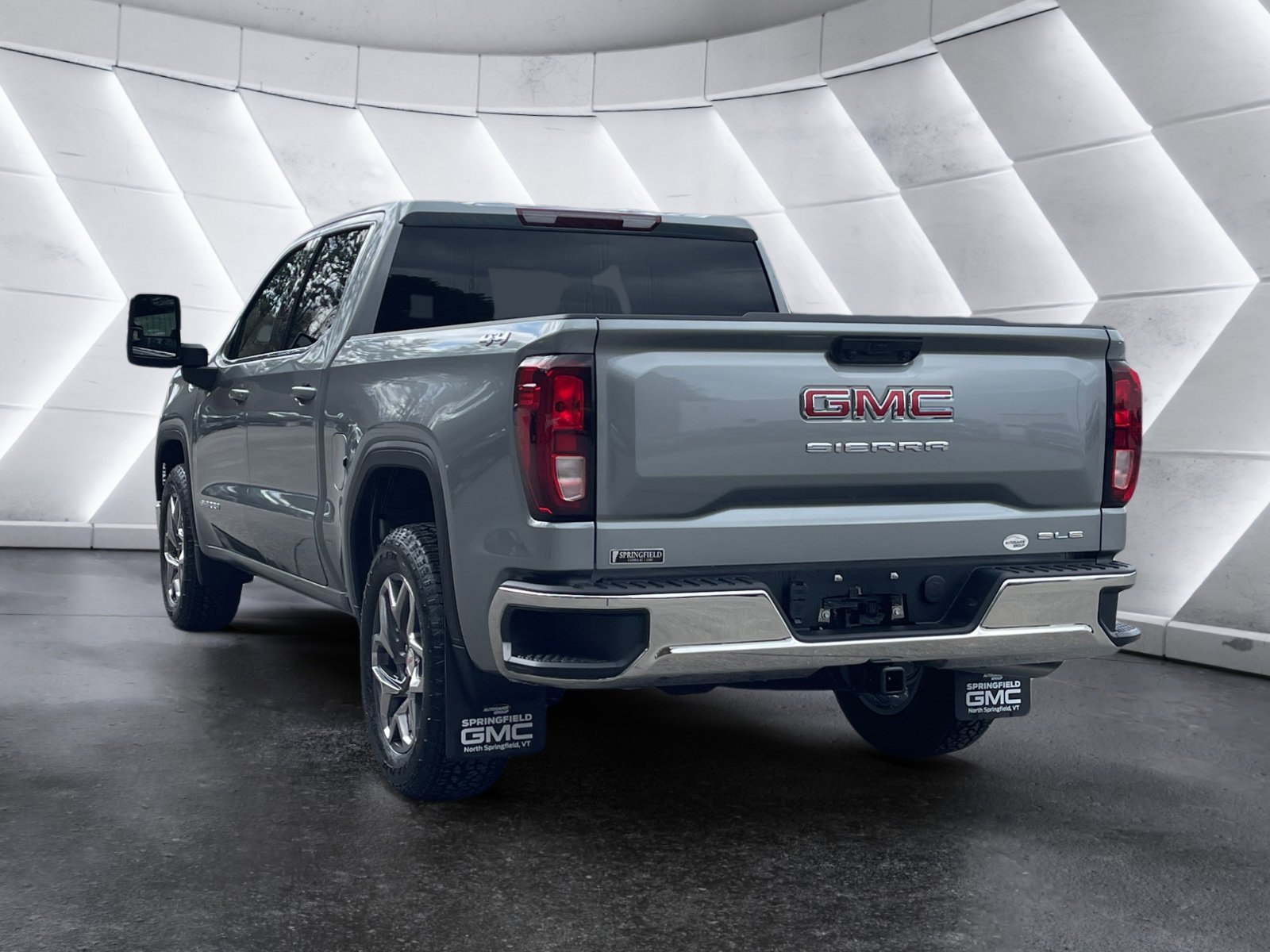 New 2026 GMC Sierra 1500 SLE image 4