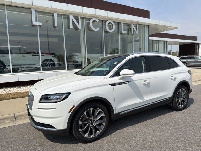 Certified 2022 Lincoln Nautilus Reserve w/ Luxury Package image 1