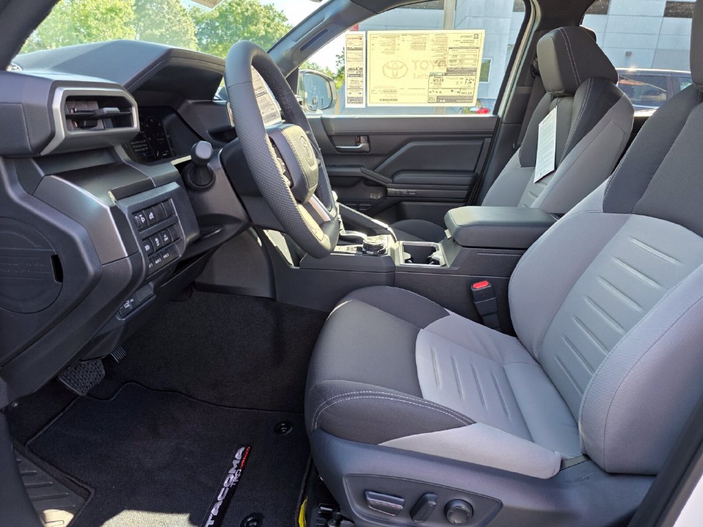 New 2026 Toyota Tacoma TRD Off-Road w/ TRD Off Road Upgrade Package AWD/4WD image 24