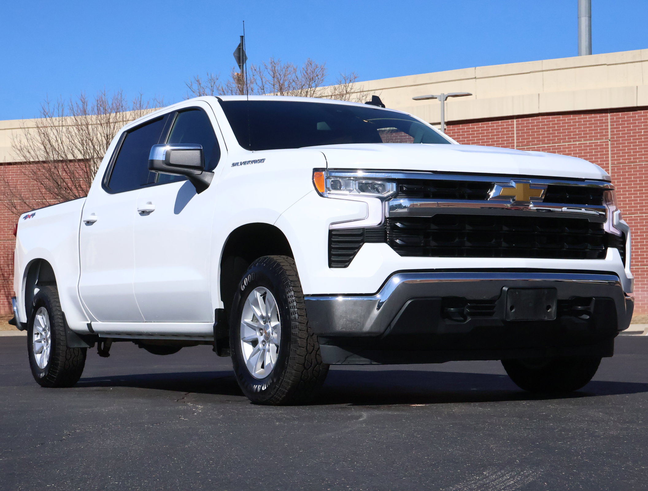 Used 2025 Chevrolet Silverado 1500 LT