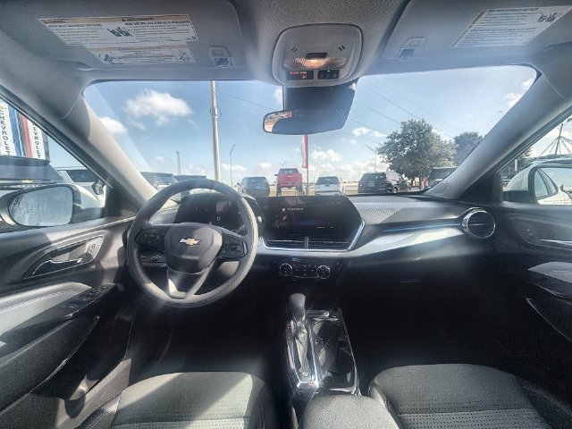 Certified 2026 Chevrolet Trax LT FWD image 19