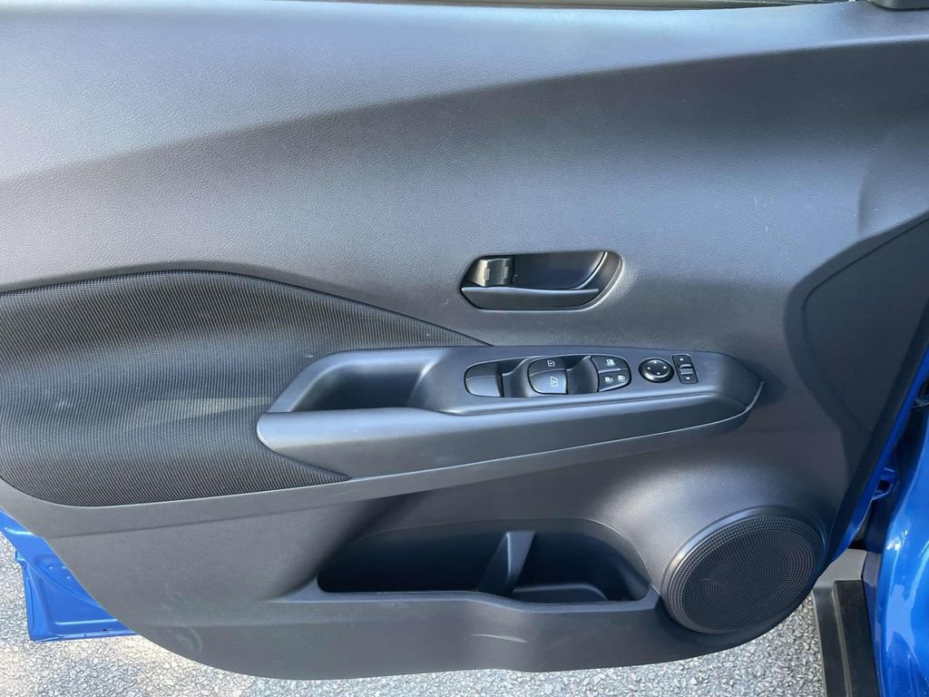 Used 2025 Nissan Kicks Play S image 14