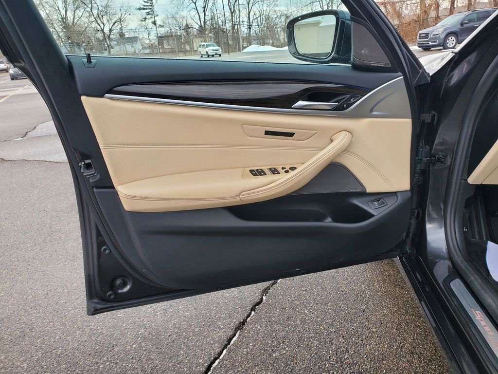 Used 2020 BMW 540i xDrive w/ Convenience Package image 14