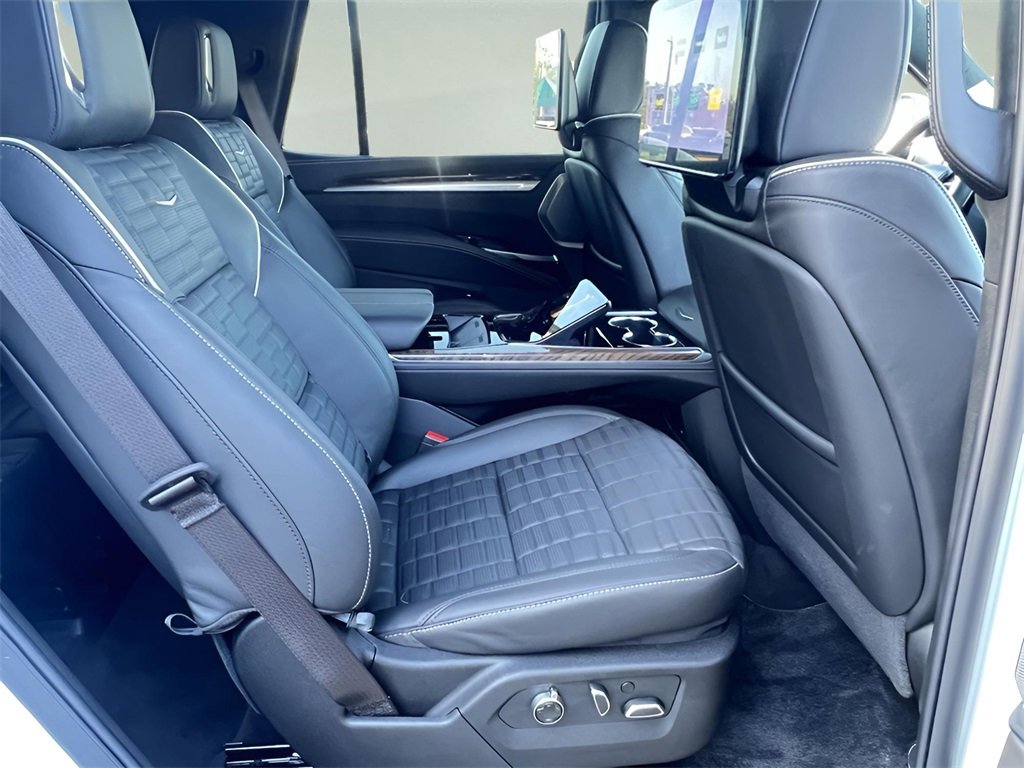 New 2026 Cadillac Escalade Platinum Sport image 16