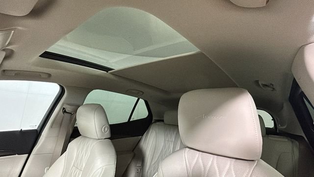 Used 2023 Buick Envision Avenir AWD/4WD image 13