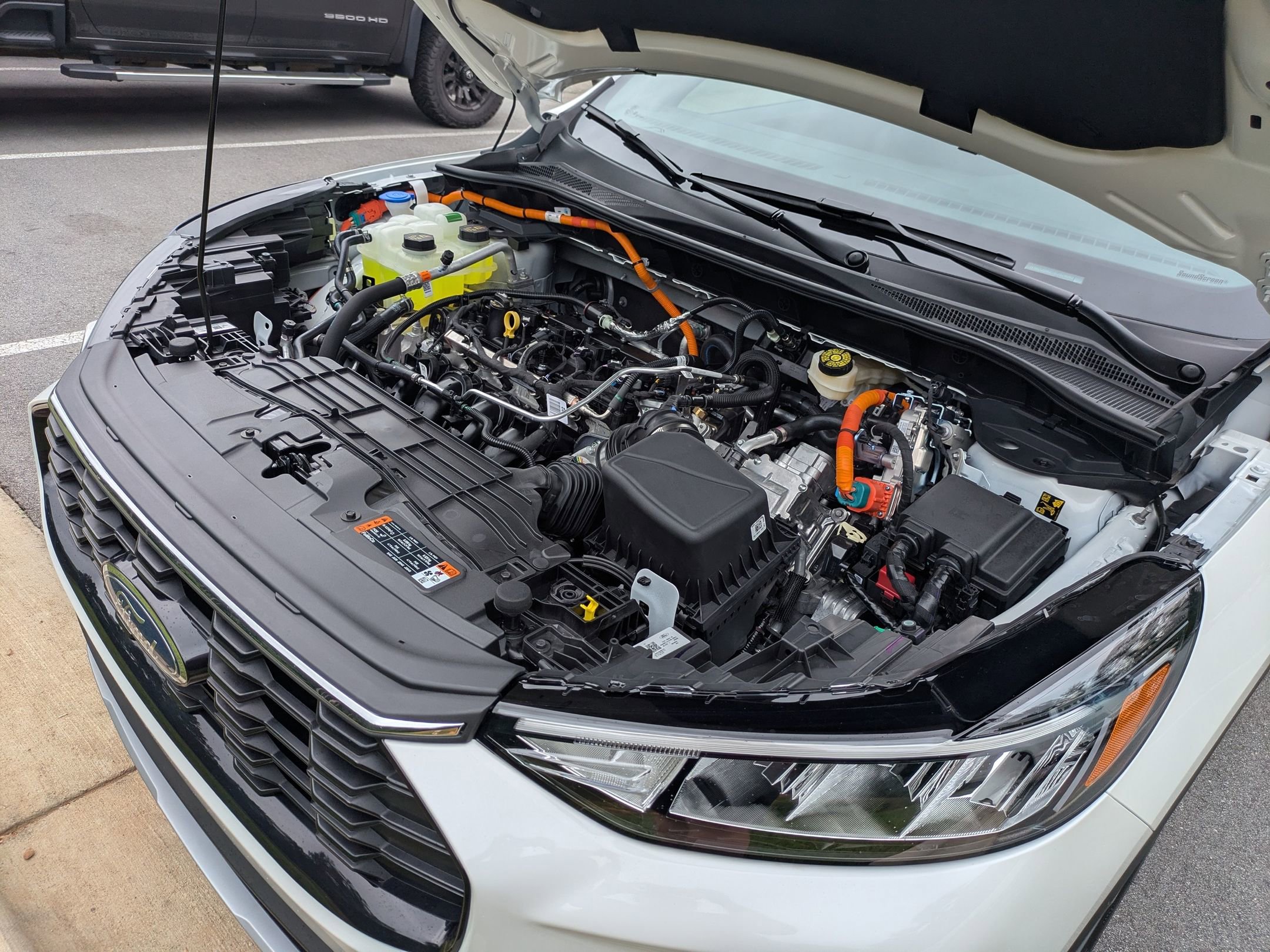 New 2025 Ford Escape ST-Line w/ Equipment Group 301A image 38