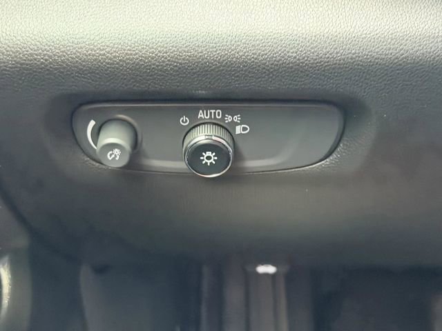 Certified 2023 Chevrolet Traverse High Country image 33