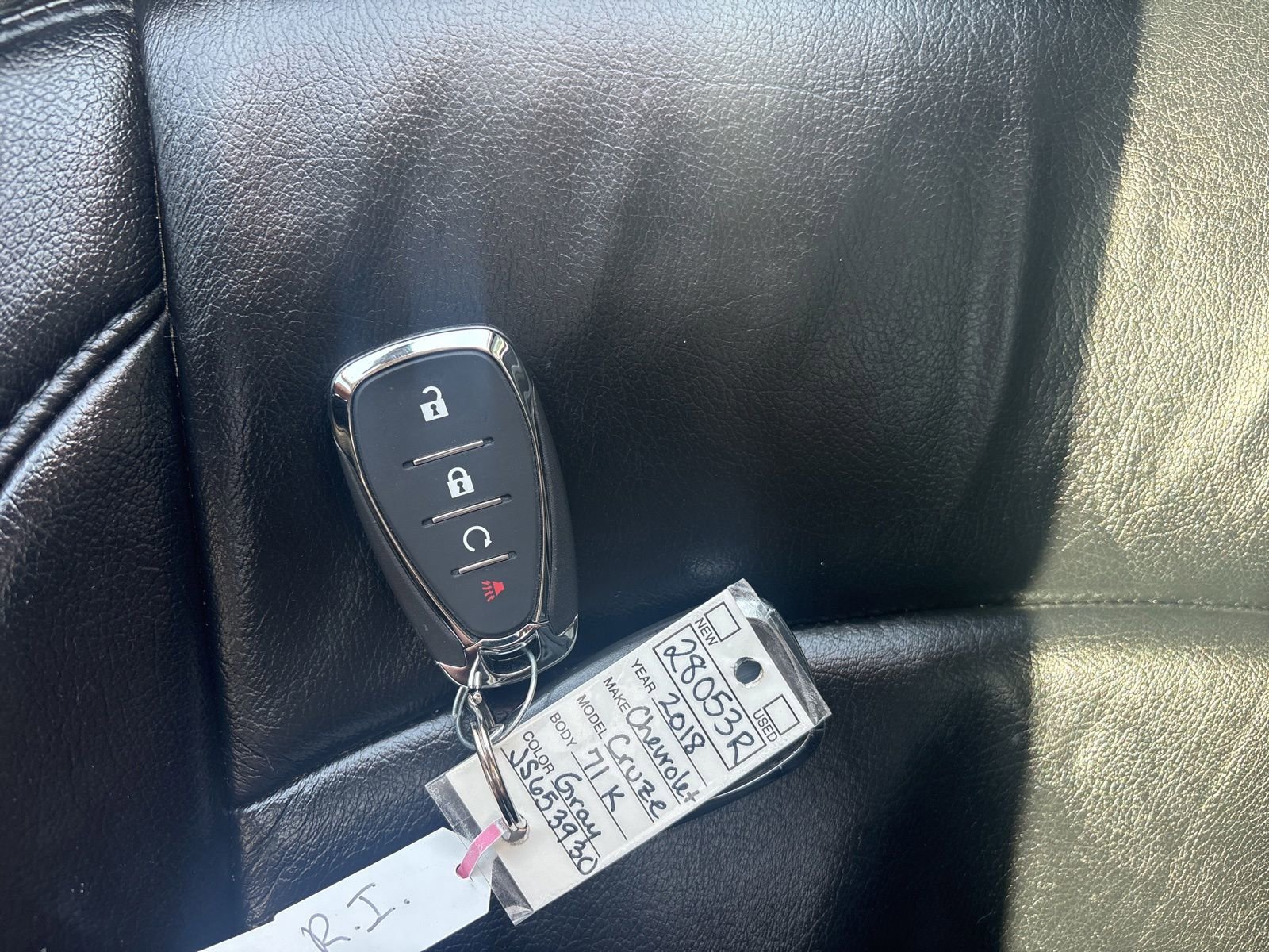 Used 2018 Chevrolet Cruze LT w/ Sun And Sound Package FWD image 35