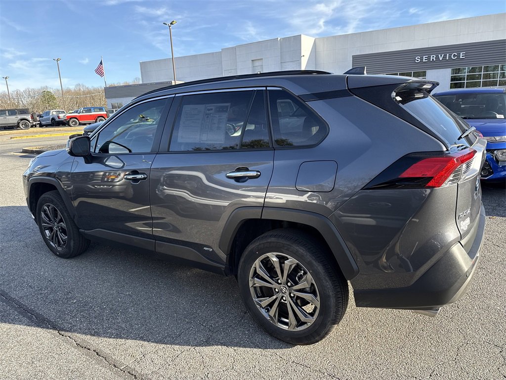 Used 2025 Toyota RAV4 Limited image 4