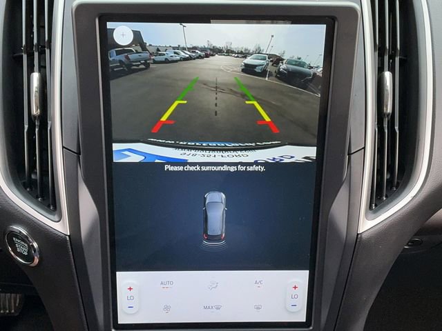 Used 2024 Ford Edge SE w/ Black Appearance Package image 28