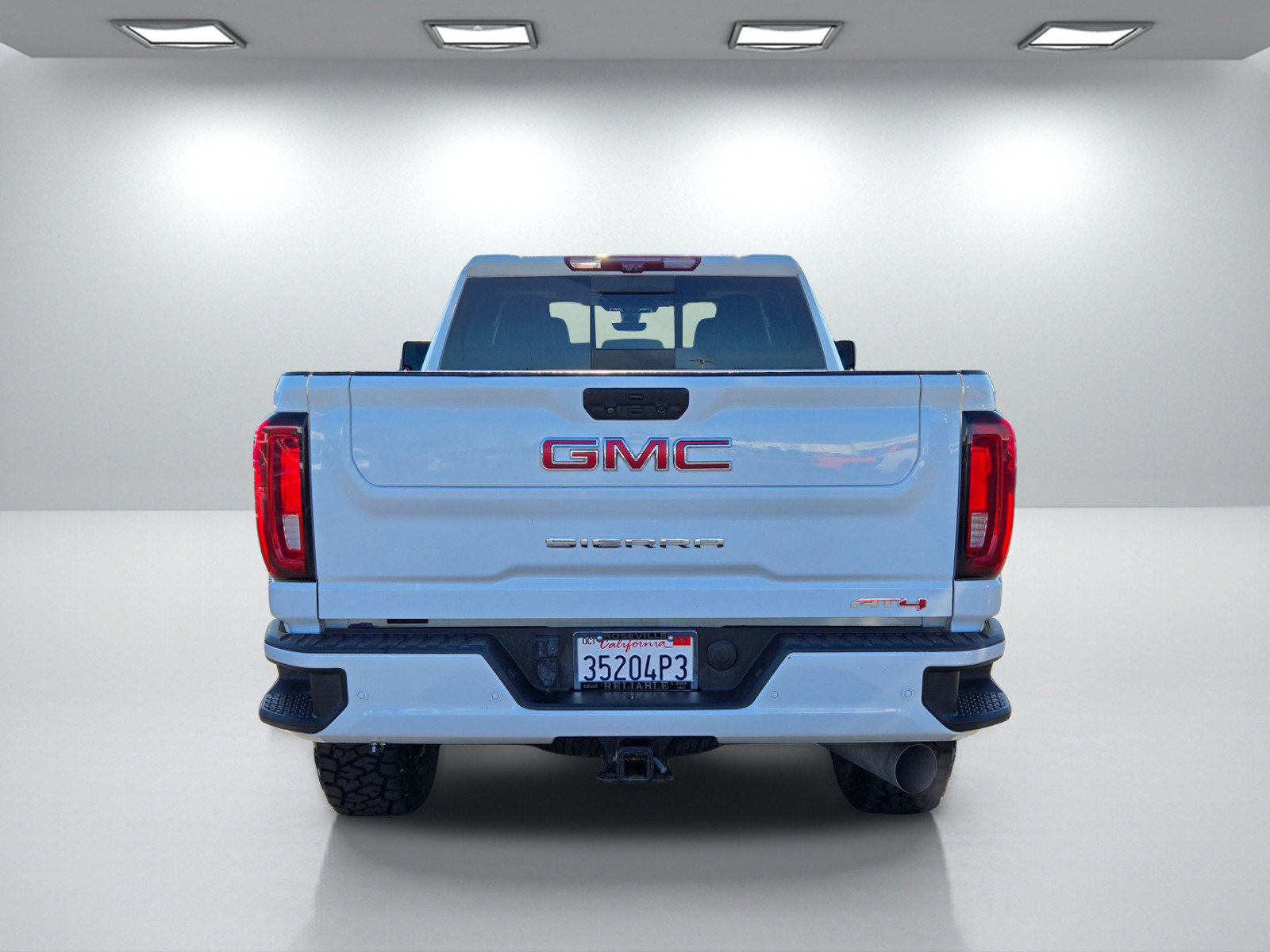 Used 2022 GMC Sierra 2500 AT4 w/ AT4 Premium Plus Package image 5