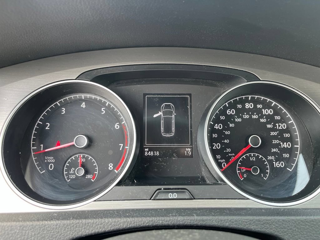 Used 2015 Volkswagen Golf S FWD image 20