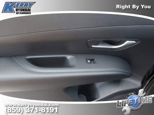 New 2026 Hyundai Tucson Blue SE image 16