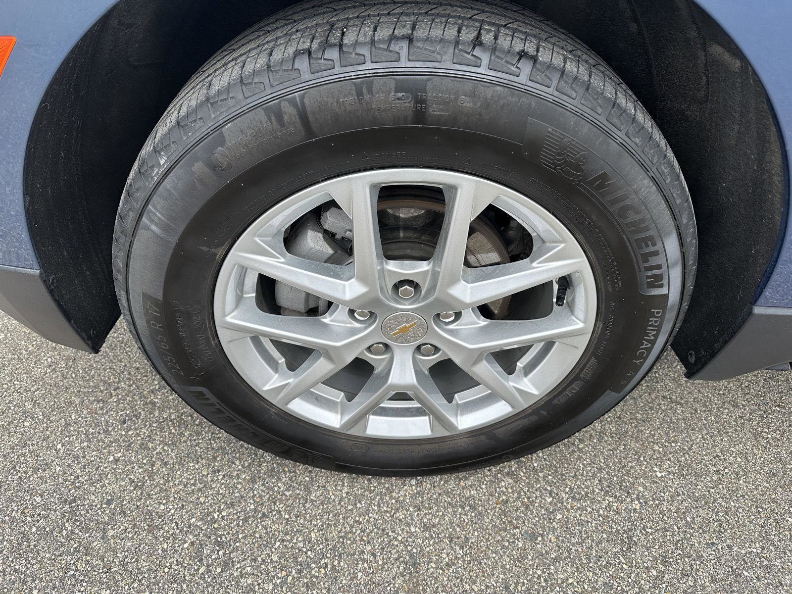 Used 2024 Chevrolet Equinox LT w/ LPO, Floor Liner Package FWD image 13