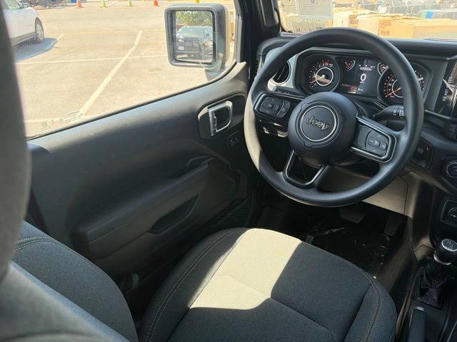 New 2026 Jeep Gladiator Sport AWD/4WD image 31