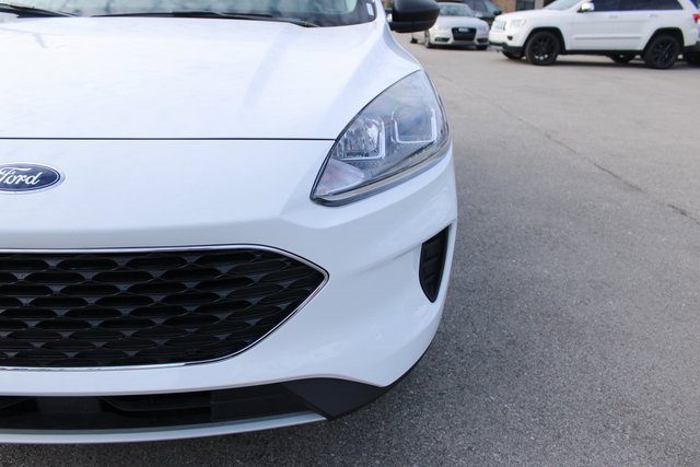 Used 2022 Ford Escape SE w/ Cold Weather Package image 40