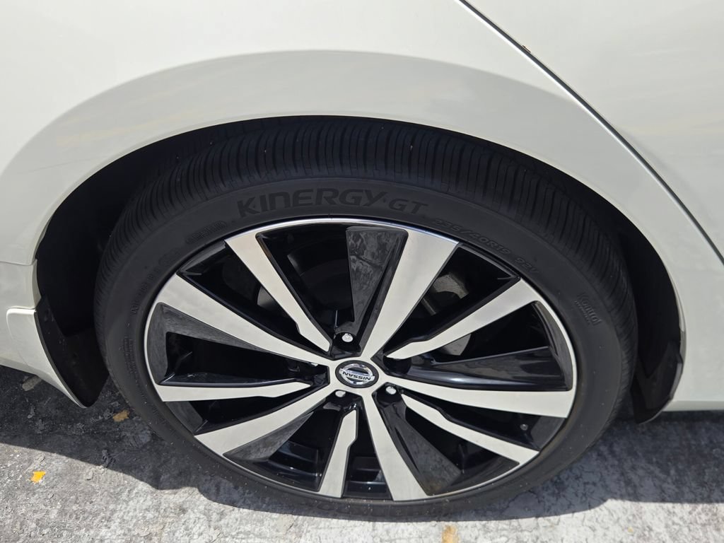 Used 2021 Nissan Altima 2.5 SR FWD image 5