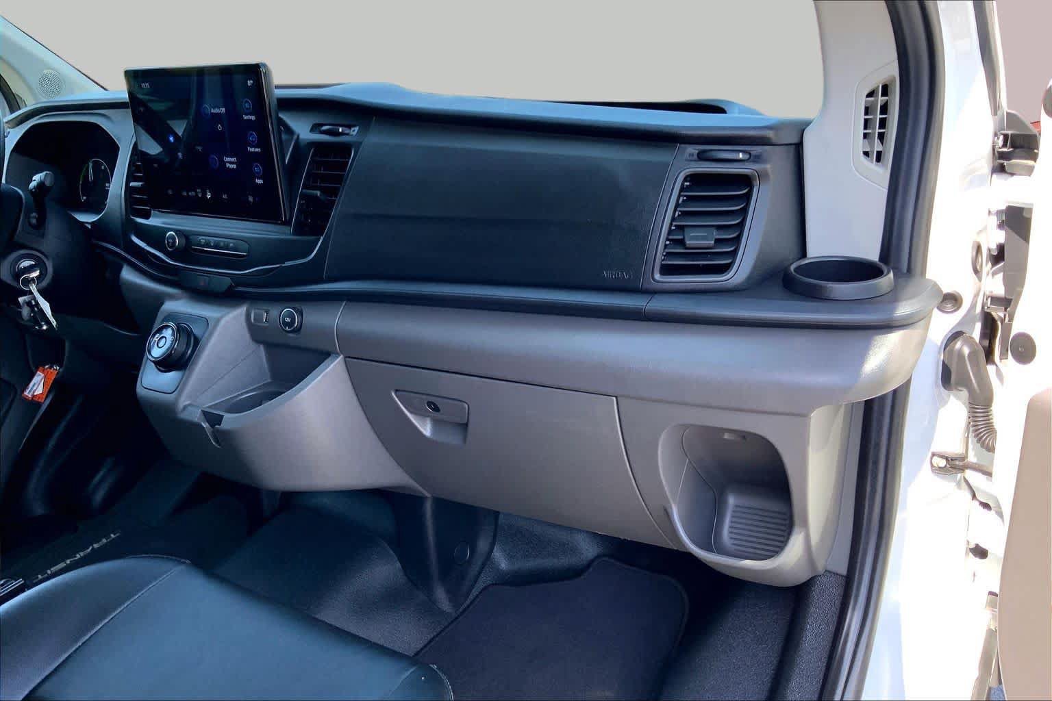 Used 2023 Ford E-Transit Low Roof RWD image 16