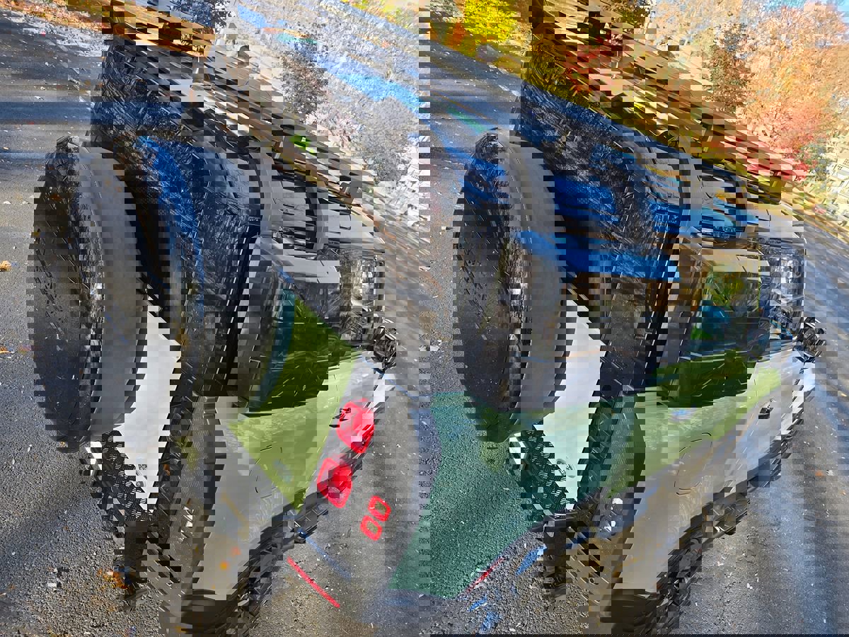 Used 2023 Land Rover Defender 110 75th Limited Edition image 83