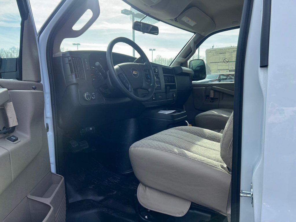 New 2025 Chevrolet Express 2500 Extended w/ Driver Convenience Package image 12