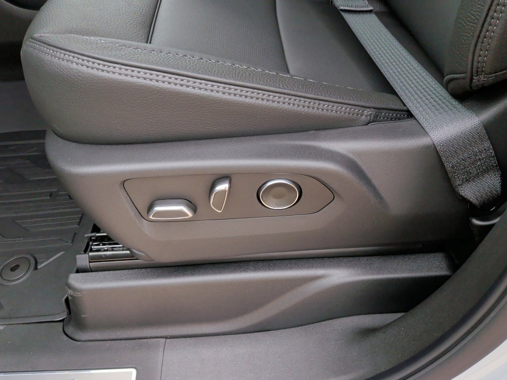 New 2027 GMC Yukon Denali RWD image 14