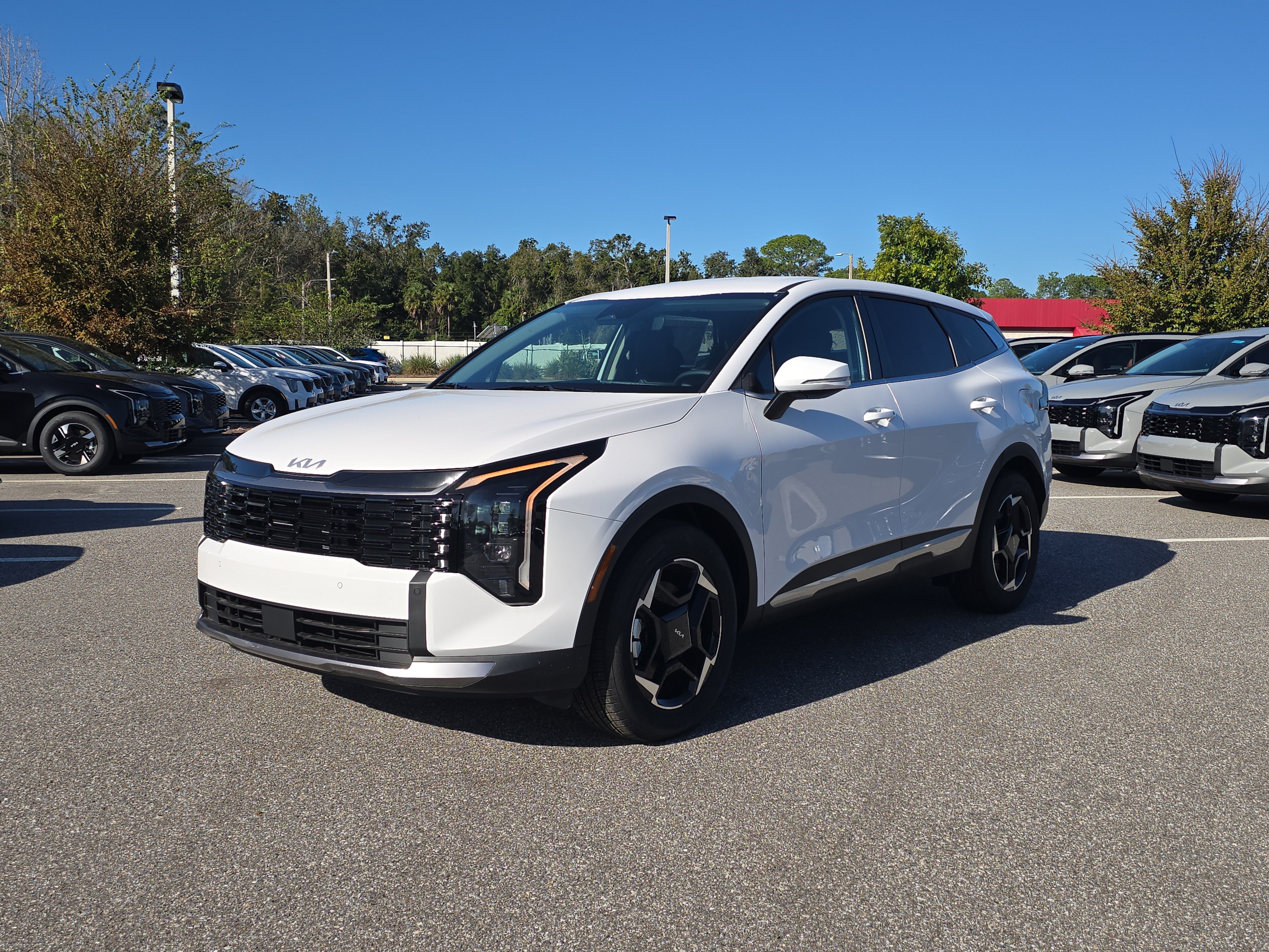New 2027 Kia Sportage EX FWD image 4