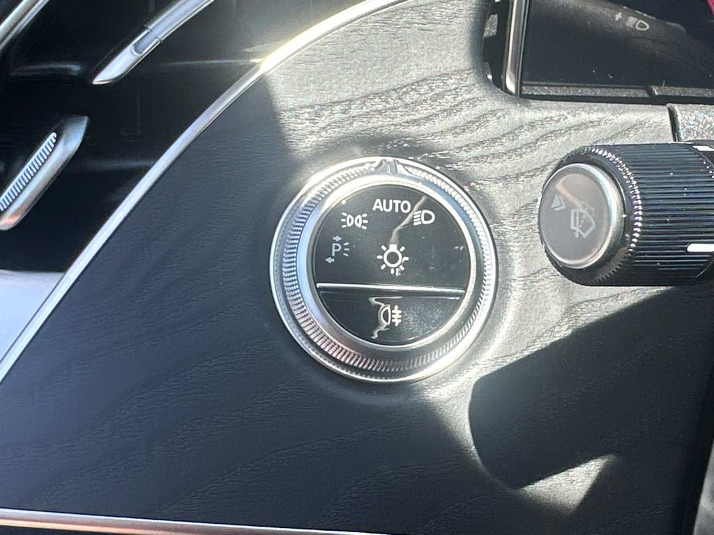 New 2026 Mercedes-Benz E 450 4MATIC Sedan image 34