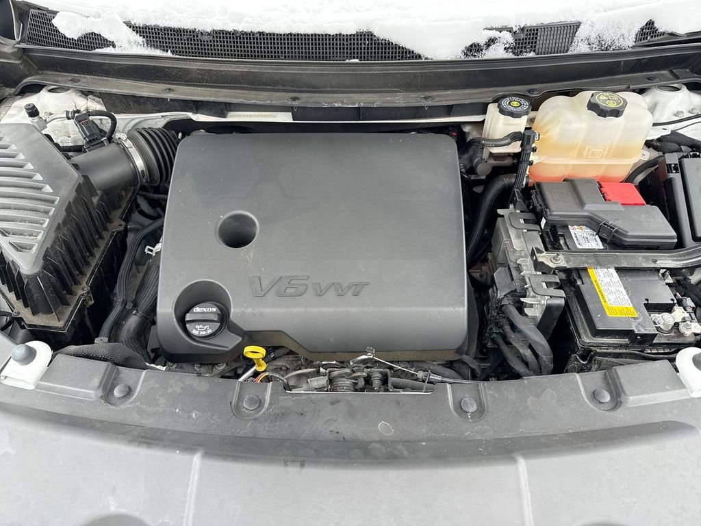 Used 2023 Chevrolet Traverse RS image 27