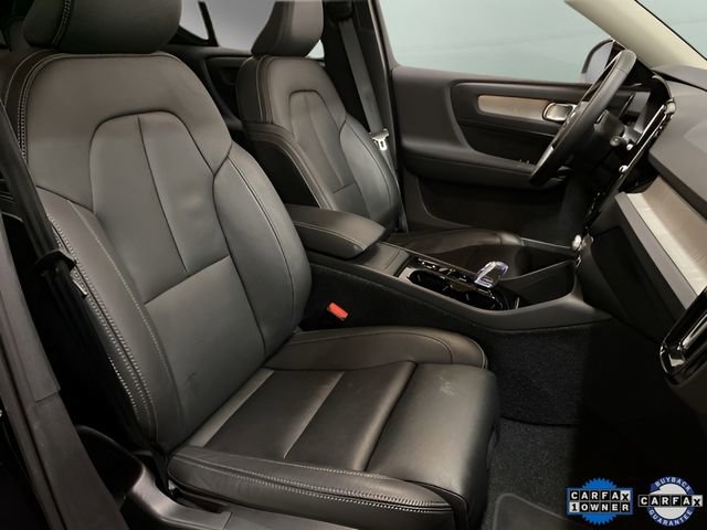 Used 2025 Volvo XC40 B5 Plus image 73
