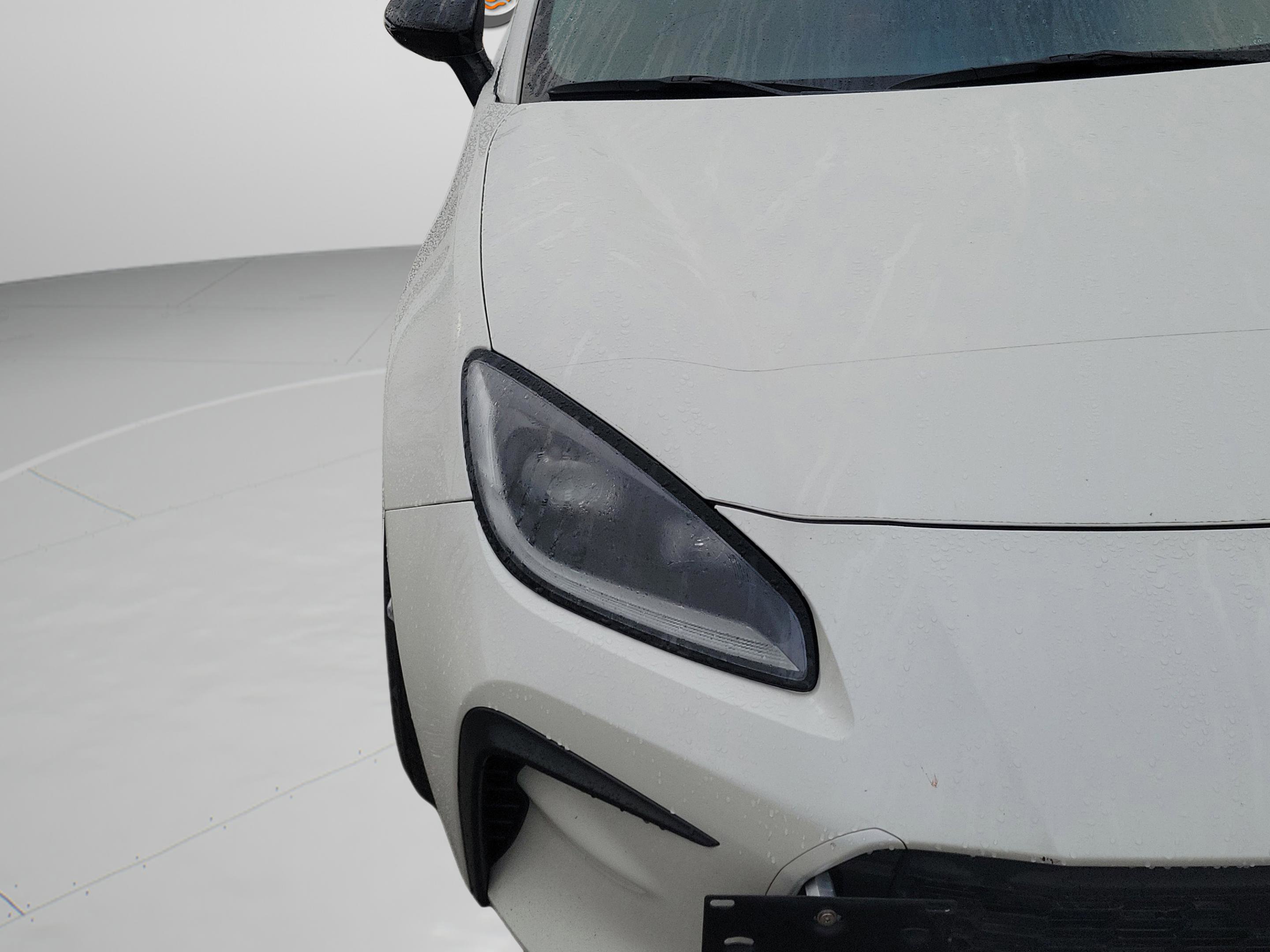 Used 2022 Toyota GR86 Premium image 15