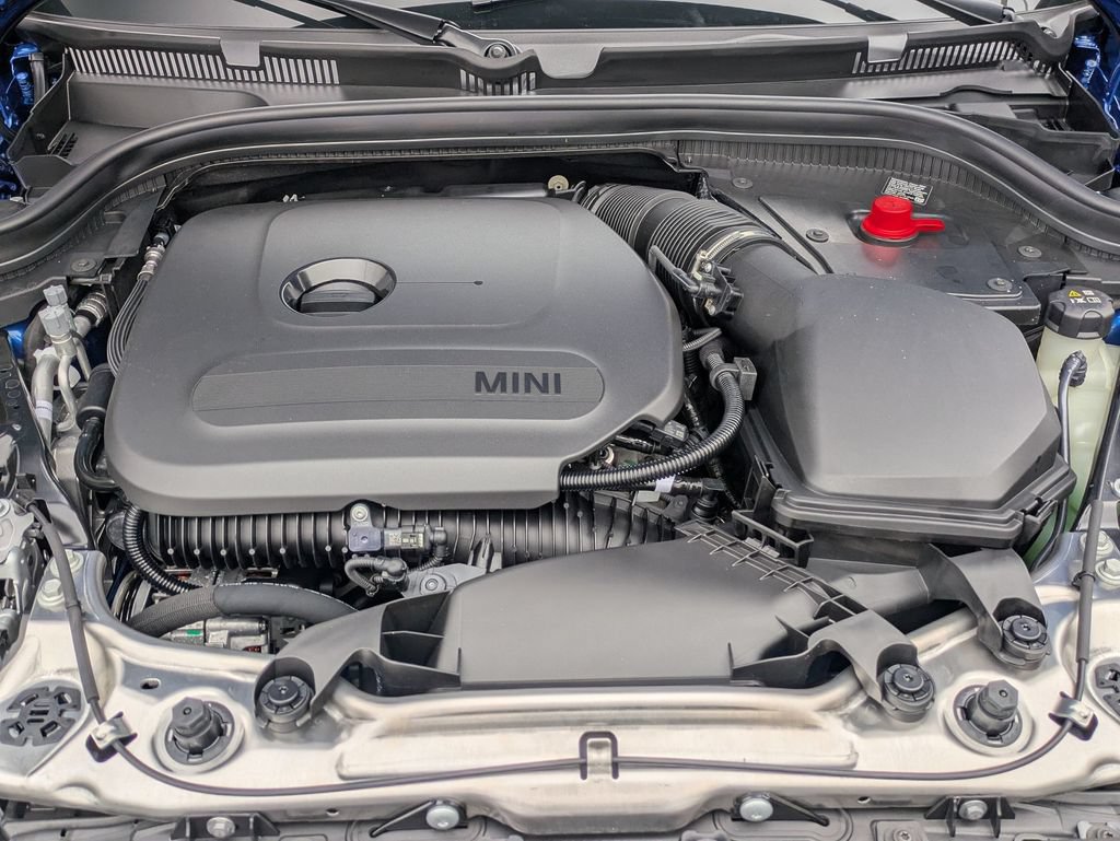 New 2026 MINI Cooper 4-Door Hardtop FWD image 10