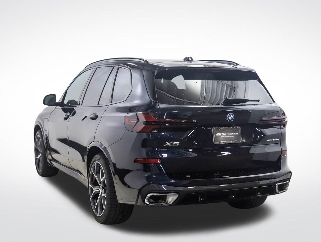 Used 2026 BMW X5 xDrive50e w/ M Sport Package AWD/4WD image 3