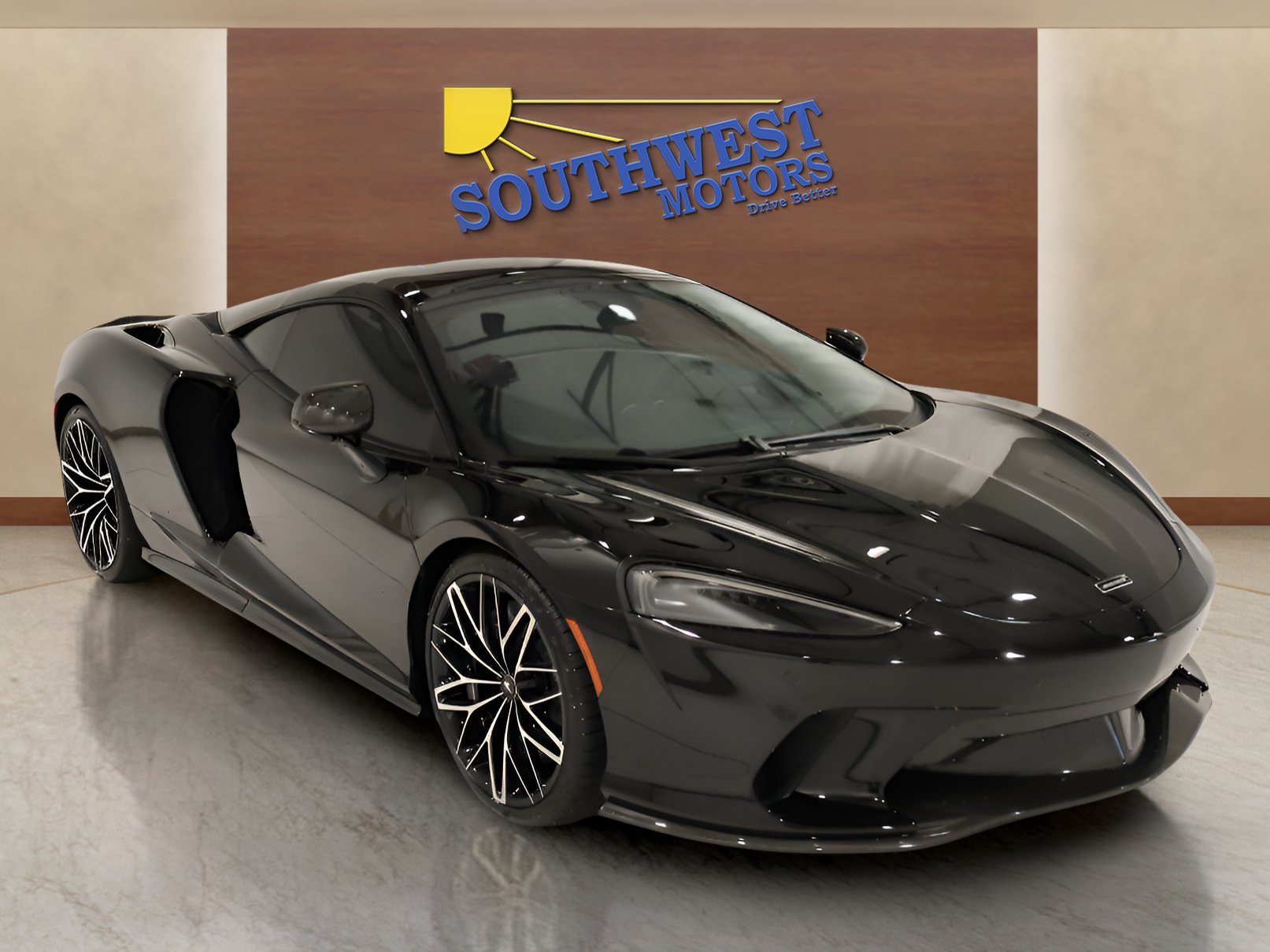 Used 2023 McLaren GT RWD image 4