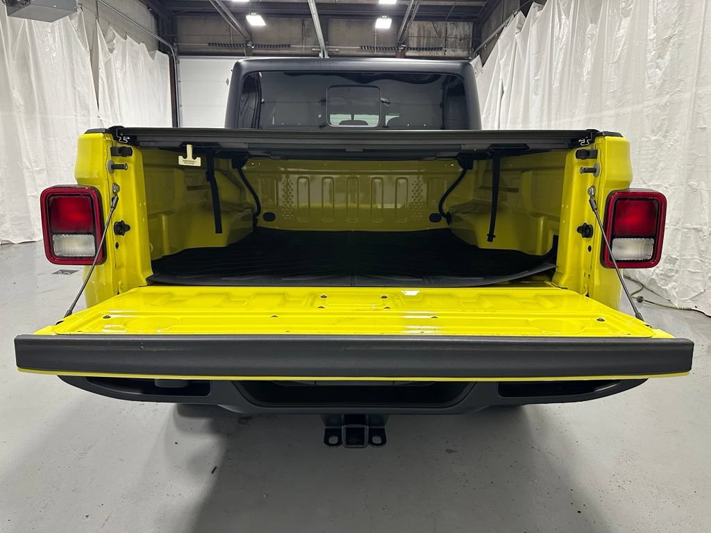 Used 2023 Jeep Gladiator Sport AWD/4WD image 50