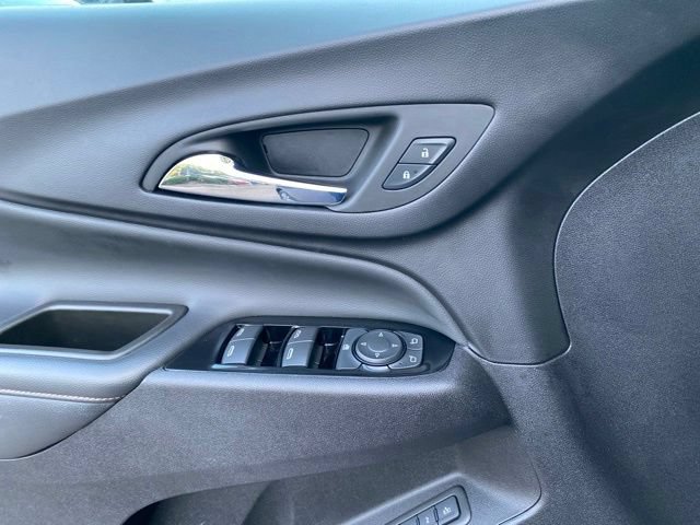 Used 2024 Chevrolet Equinox Premier AWD/4WD image 19