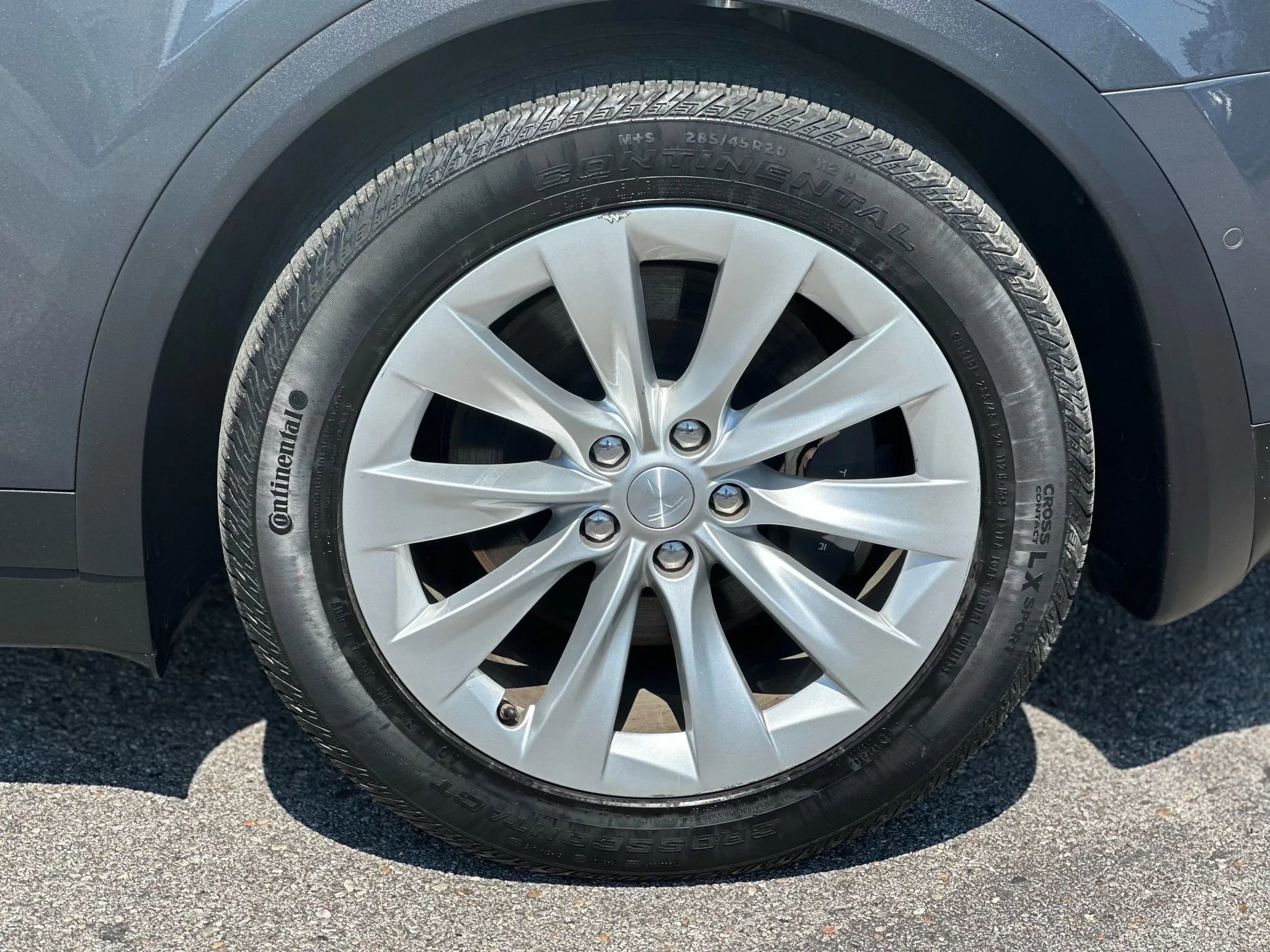 Used 2018 Tesla Model X 75D image 35