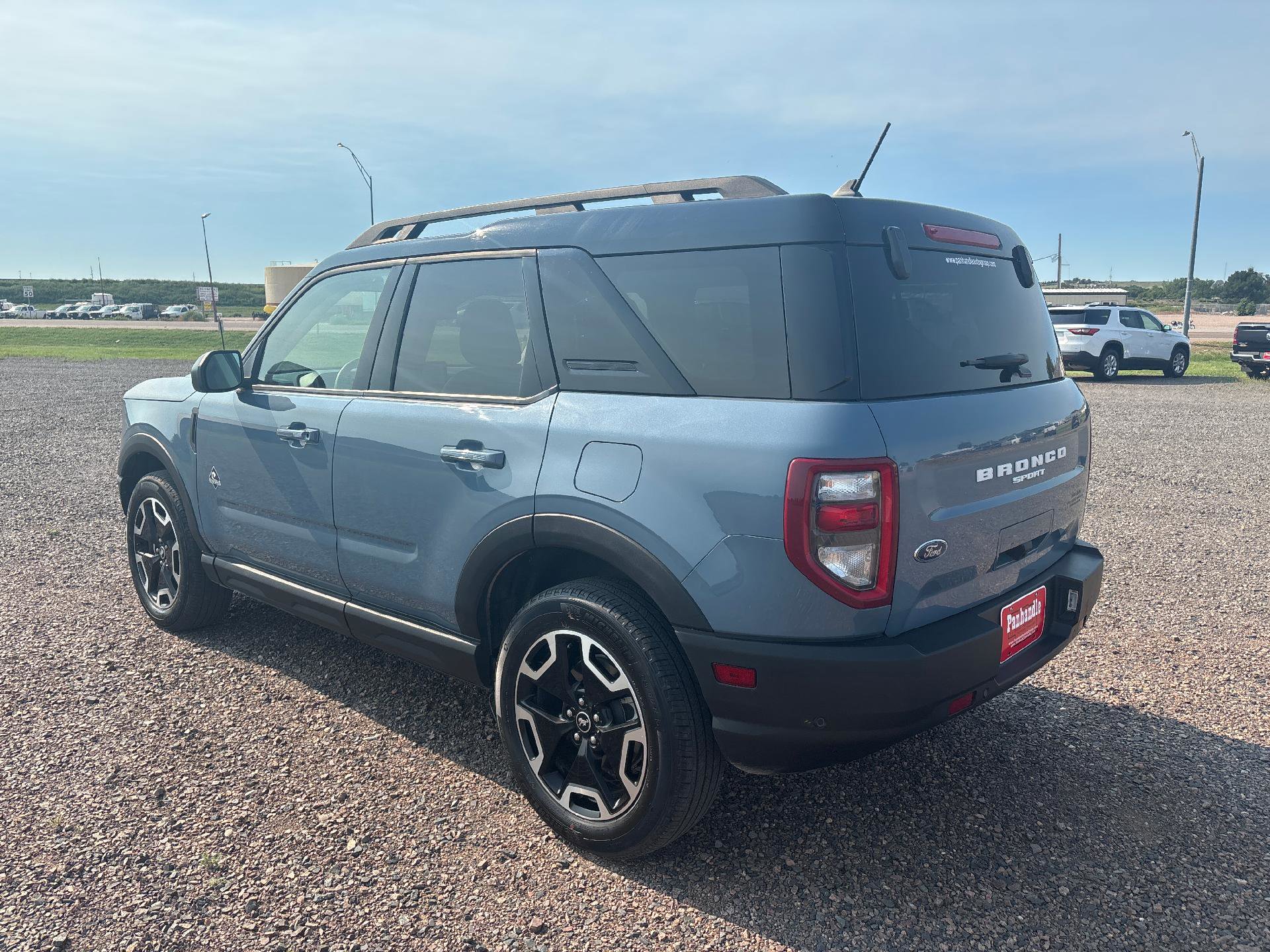 Used 2024 Ford Bronco Sport Outer Banks w/ Tech Package image 3