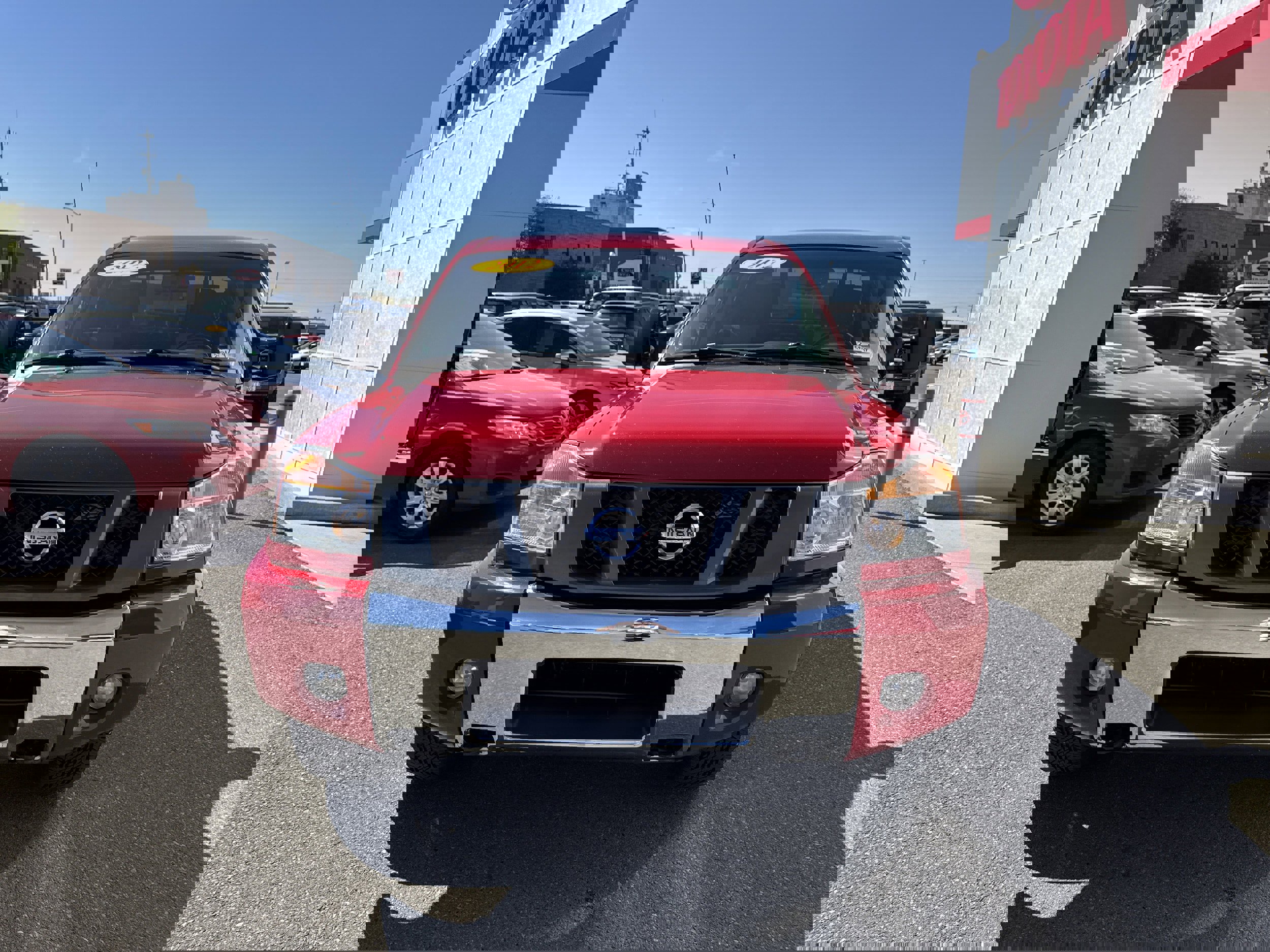 Used 2012 Nissan Titan SV image 5