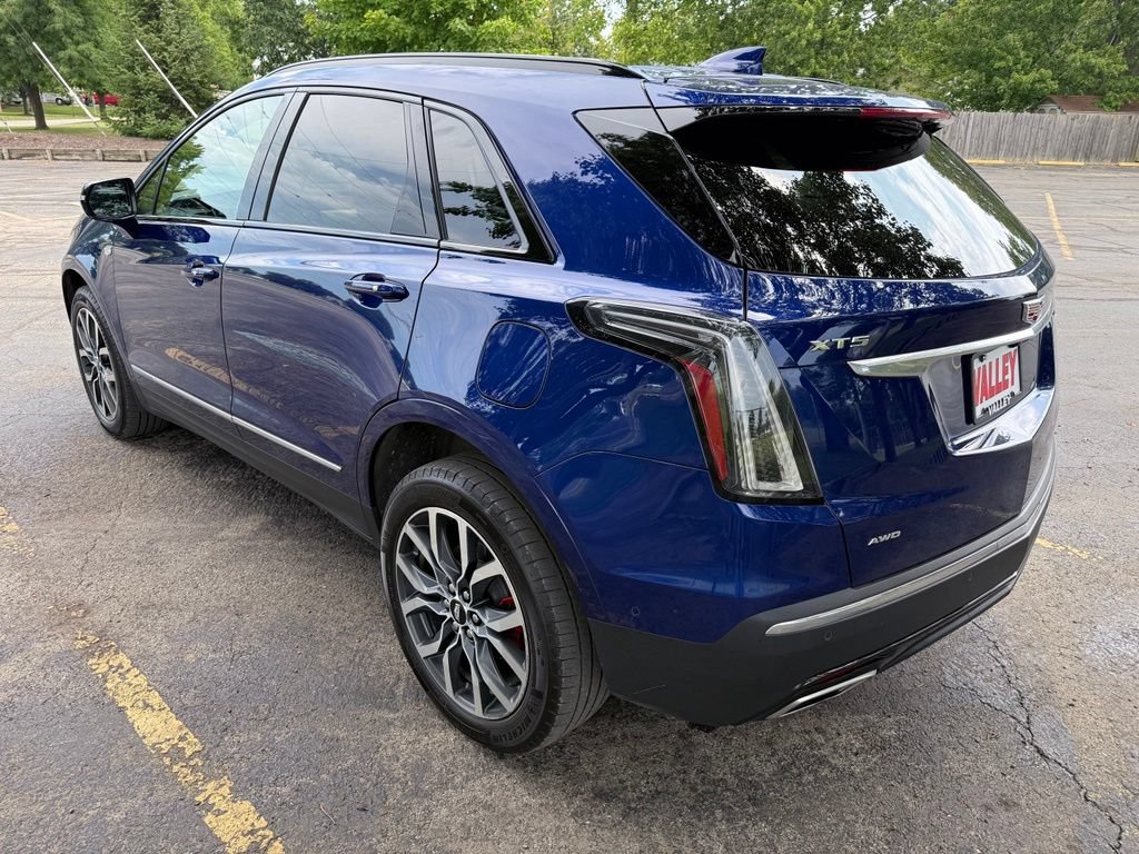 Used 2024 Cadillac XT5 Sportv w/ Technology Package AWD/4WD image 11
