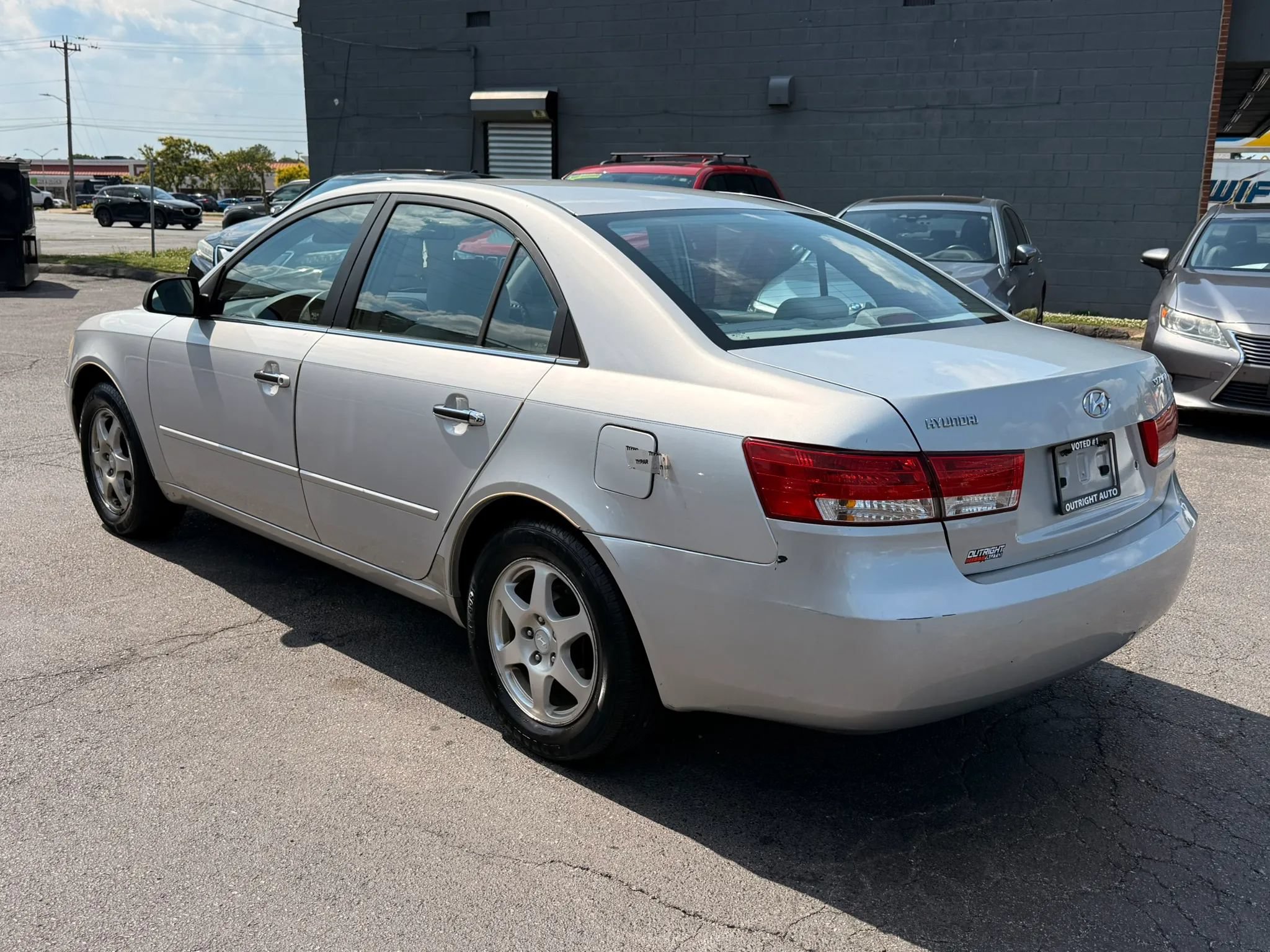 Used 2006 Hyundai Sonata GLS FWD image 2